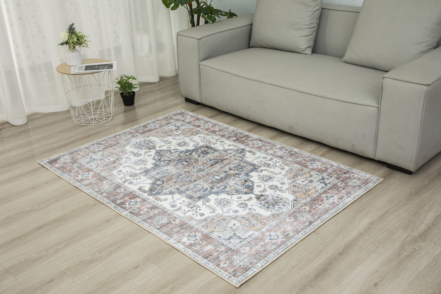 Solar Vintage Motif