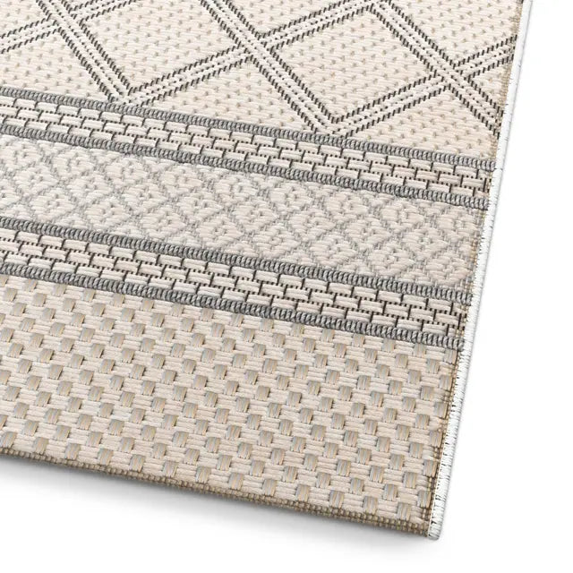 Mira Classic Diamond Design
