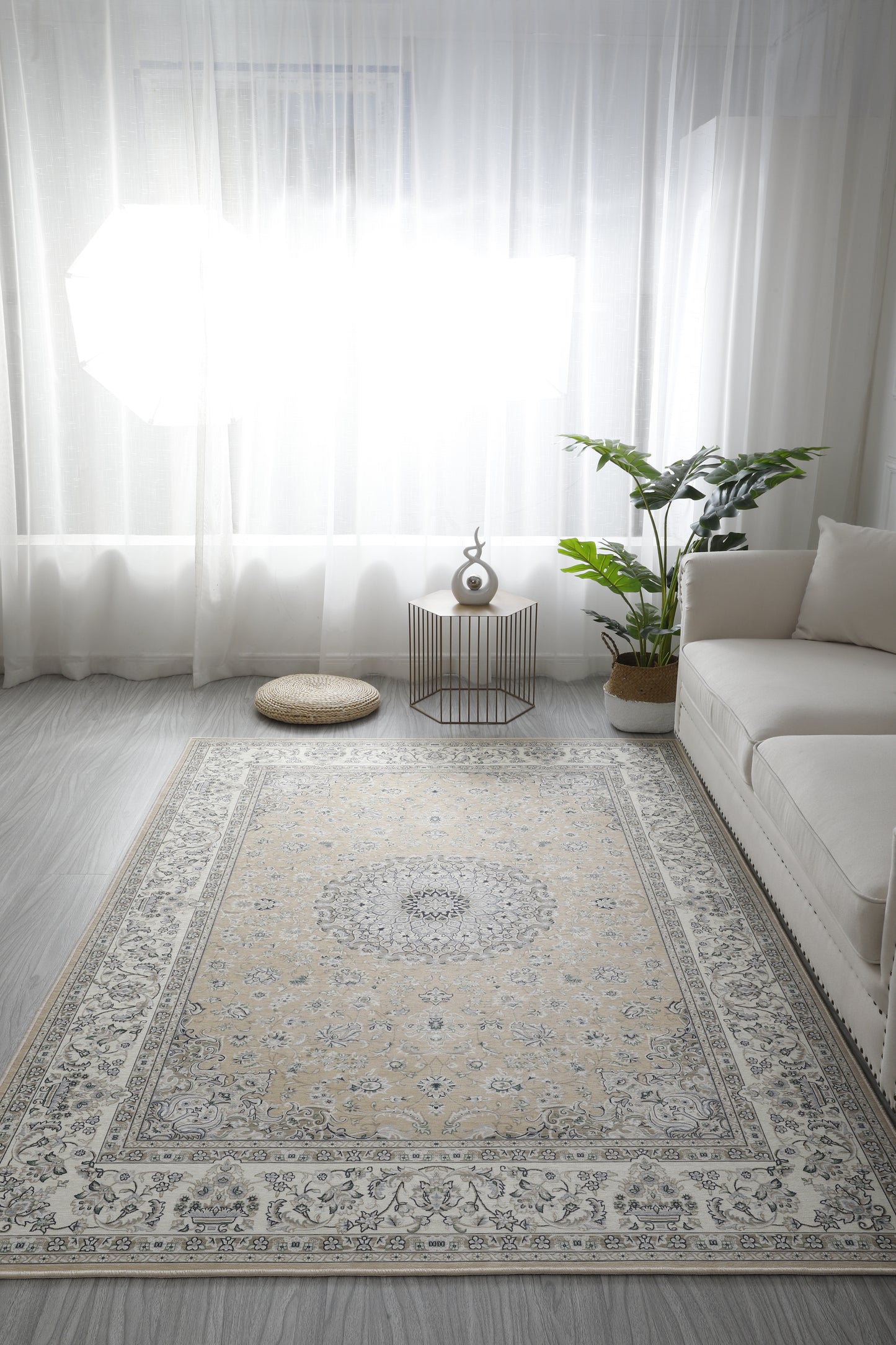 Classic Shim Tabriz Beige
