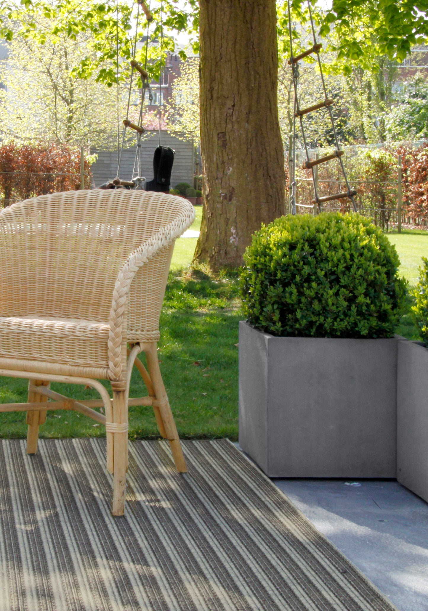 Patio Grace Stripes