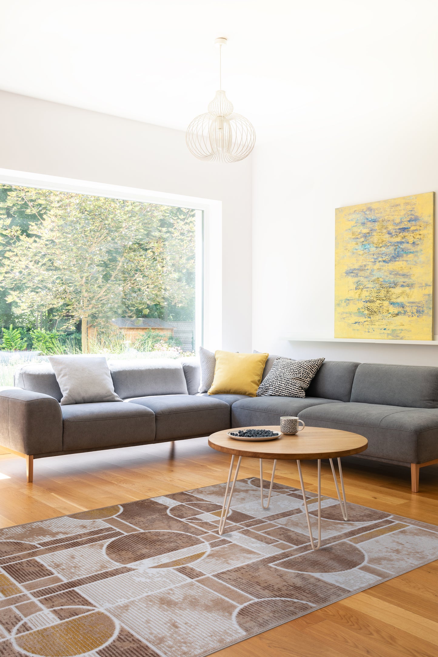 Darius Geometric Globe Neutral