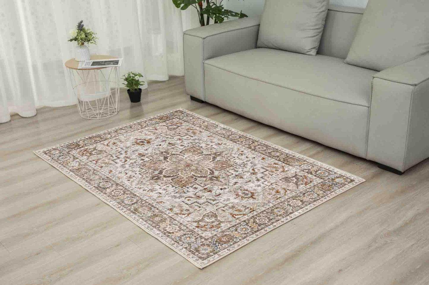 Jasmine Floral Medallion