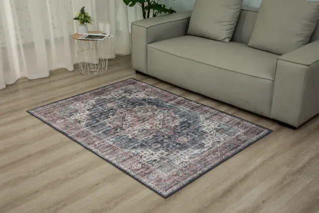 Maia Tabriz Classic Motif