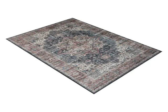 Maia Tabriz Classic Motif
