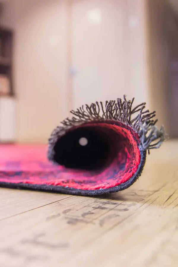 Our Top Recommended Festive Season Rugs for Holiday Homes