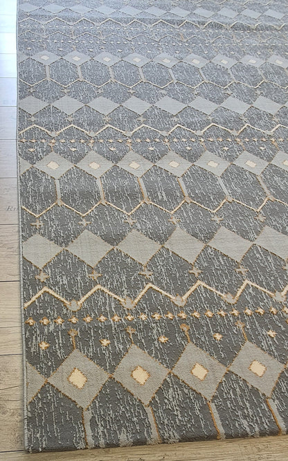 Pride of Persia Diamond Mesh