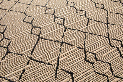 Patio Grace Modern Geometric Design