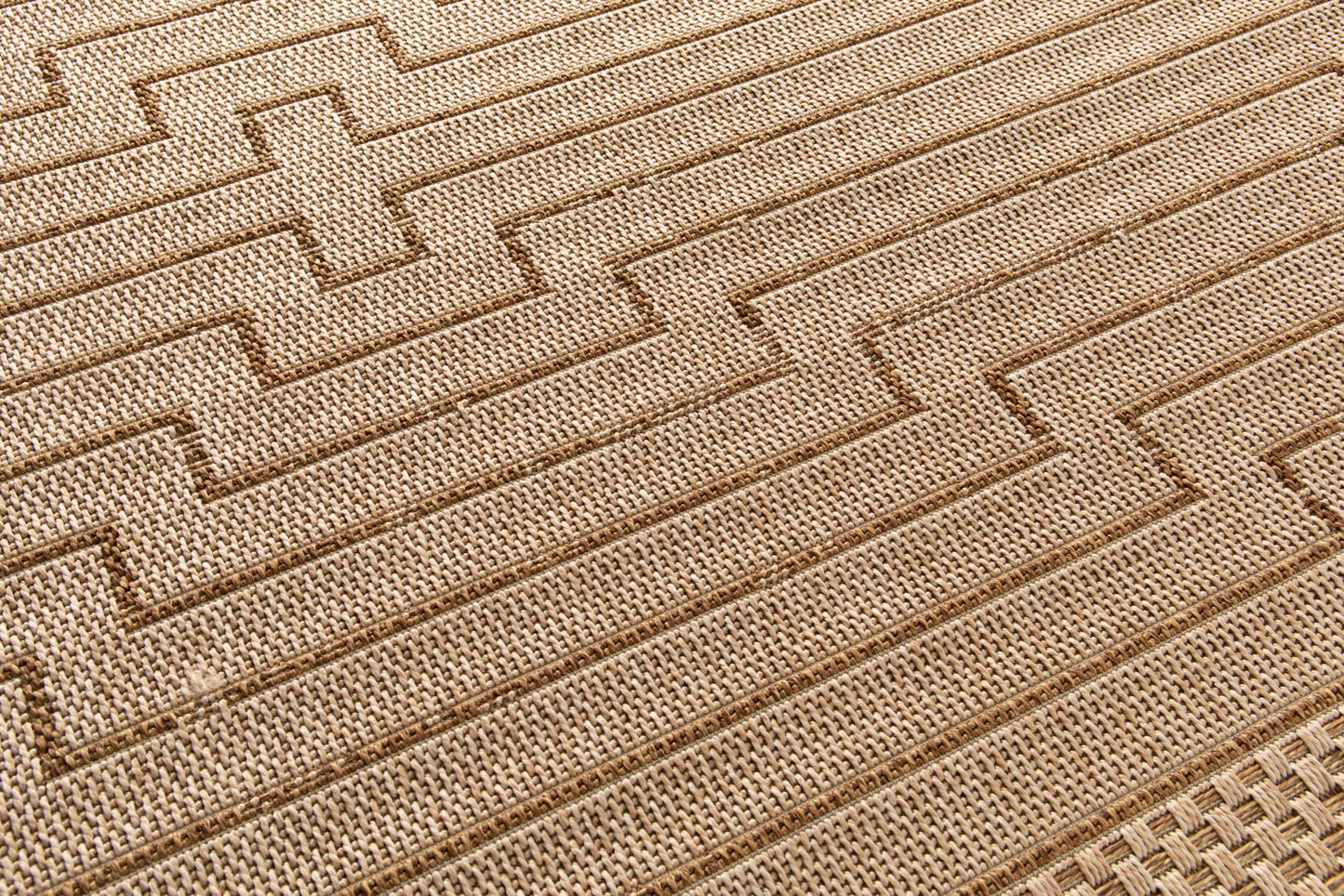 Patio Grace Triangular Design