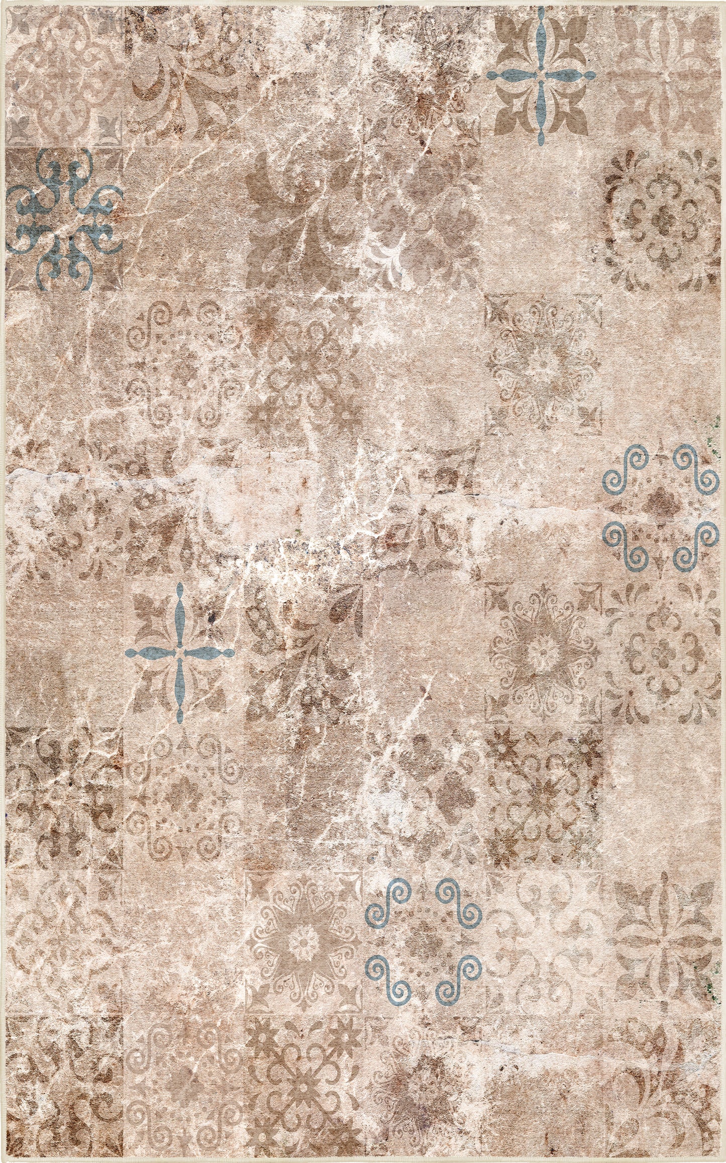 Tello Faded Patchwork rug — full design