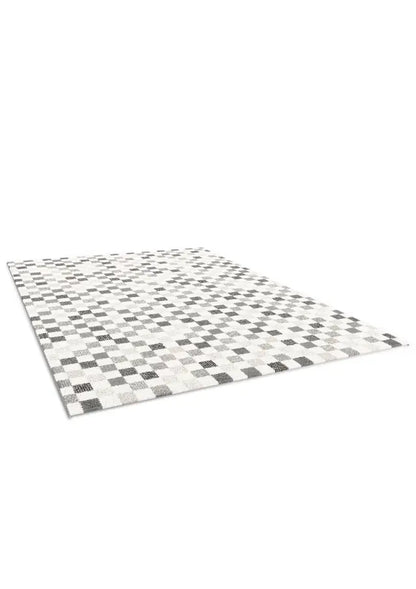 Elle Tight Square Repetition Design