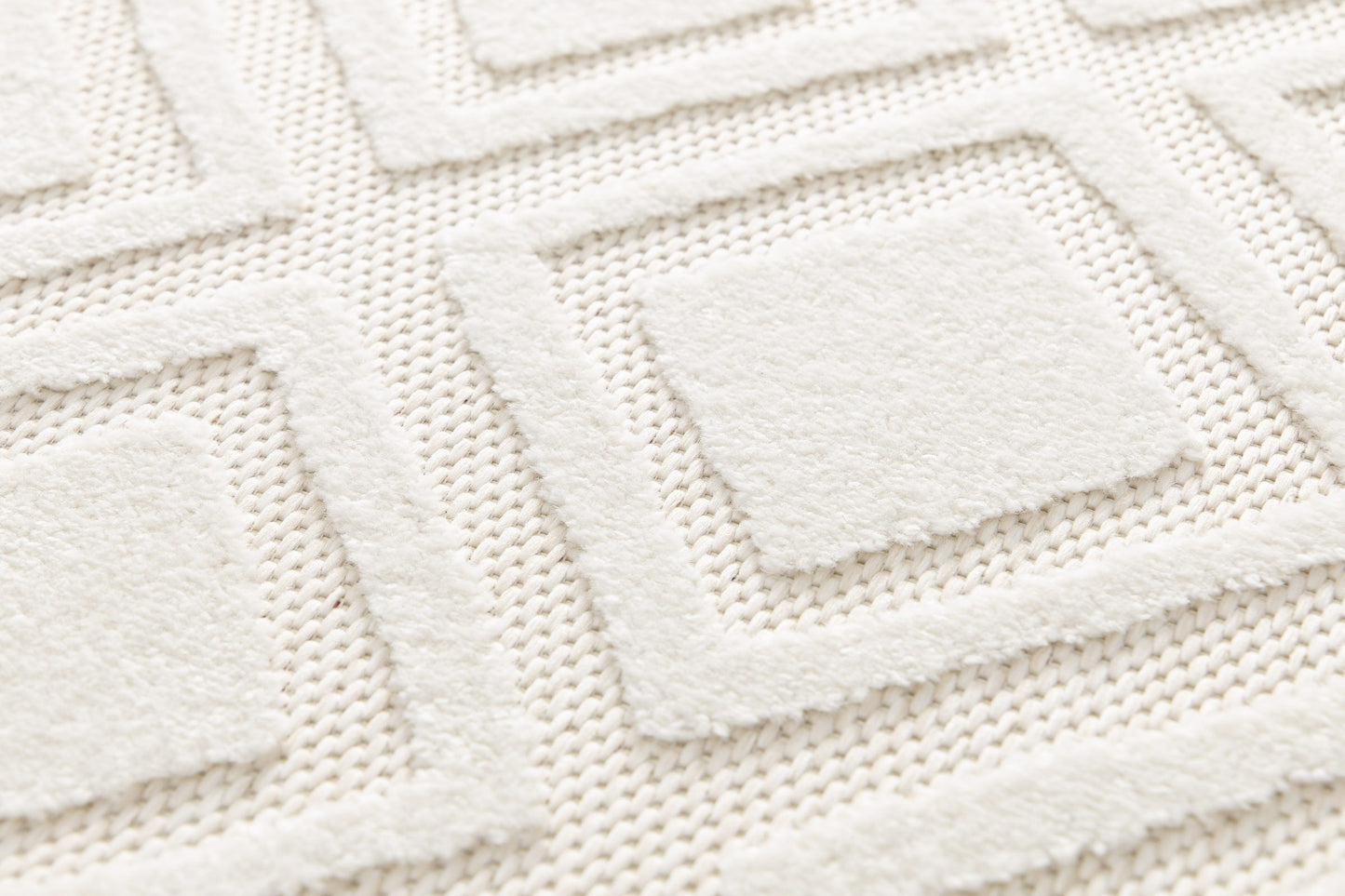 Mambo Diamond Trellis Ivory - ZM